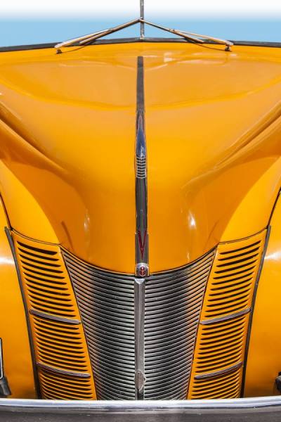 Photograph Mauro Risch V8 on One Eyeland